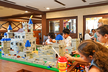 Legoland Restaurant Knight's Table